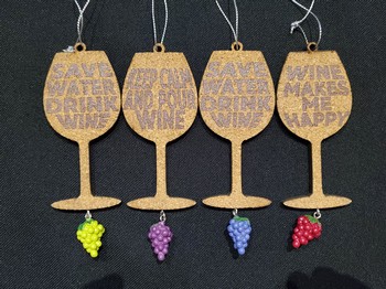 Wooden Wine Glass Orn